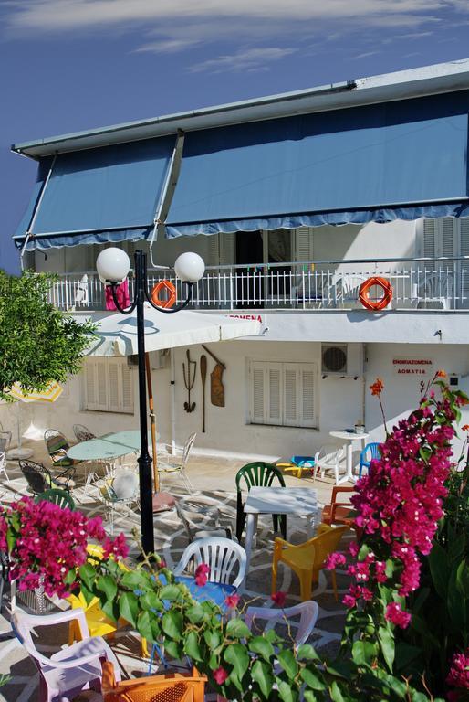 Karampela Rooms Loutra Edipsou  Ruang foto